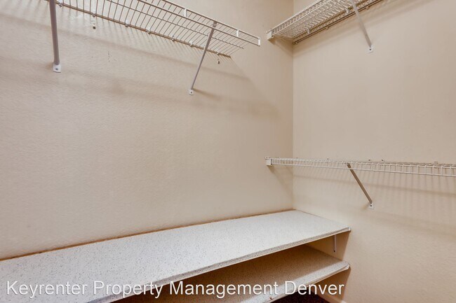 Building Photo - 6 br, 4 bath House - 1387 E 135th Pl