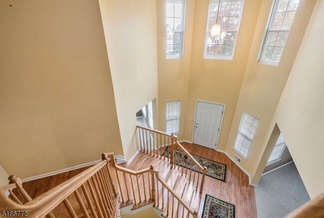 Building Photo - 89 Hill Hollow Rd