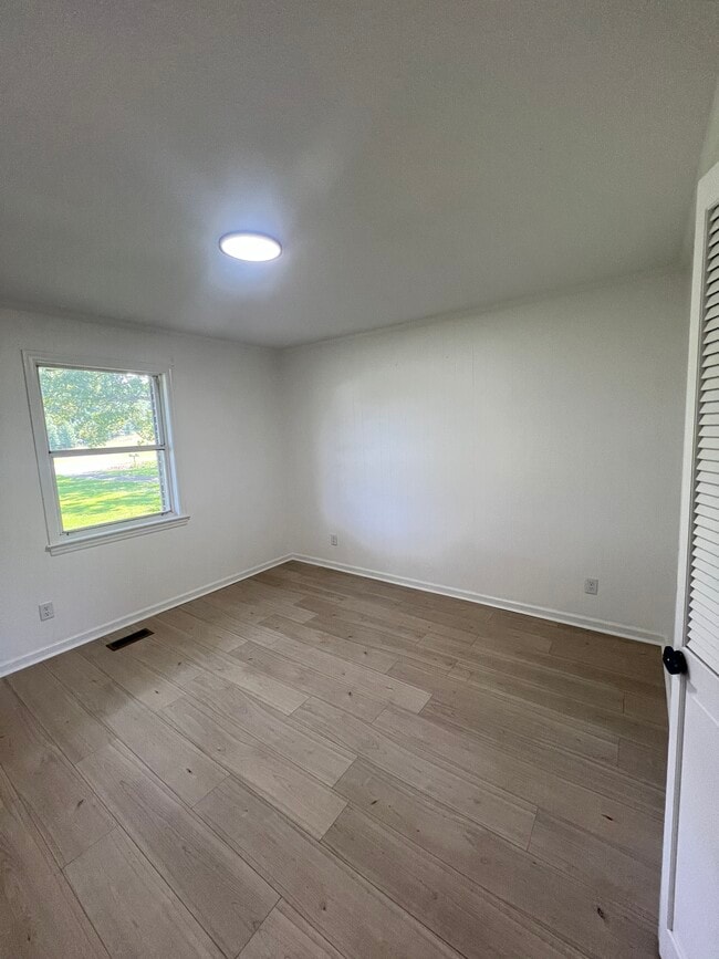 Building Photo - 2586 Mt Pisgah Rd