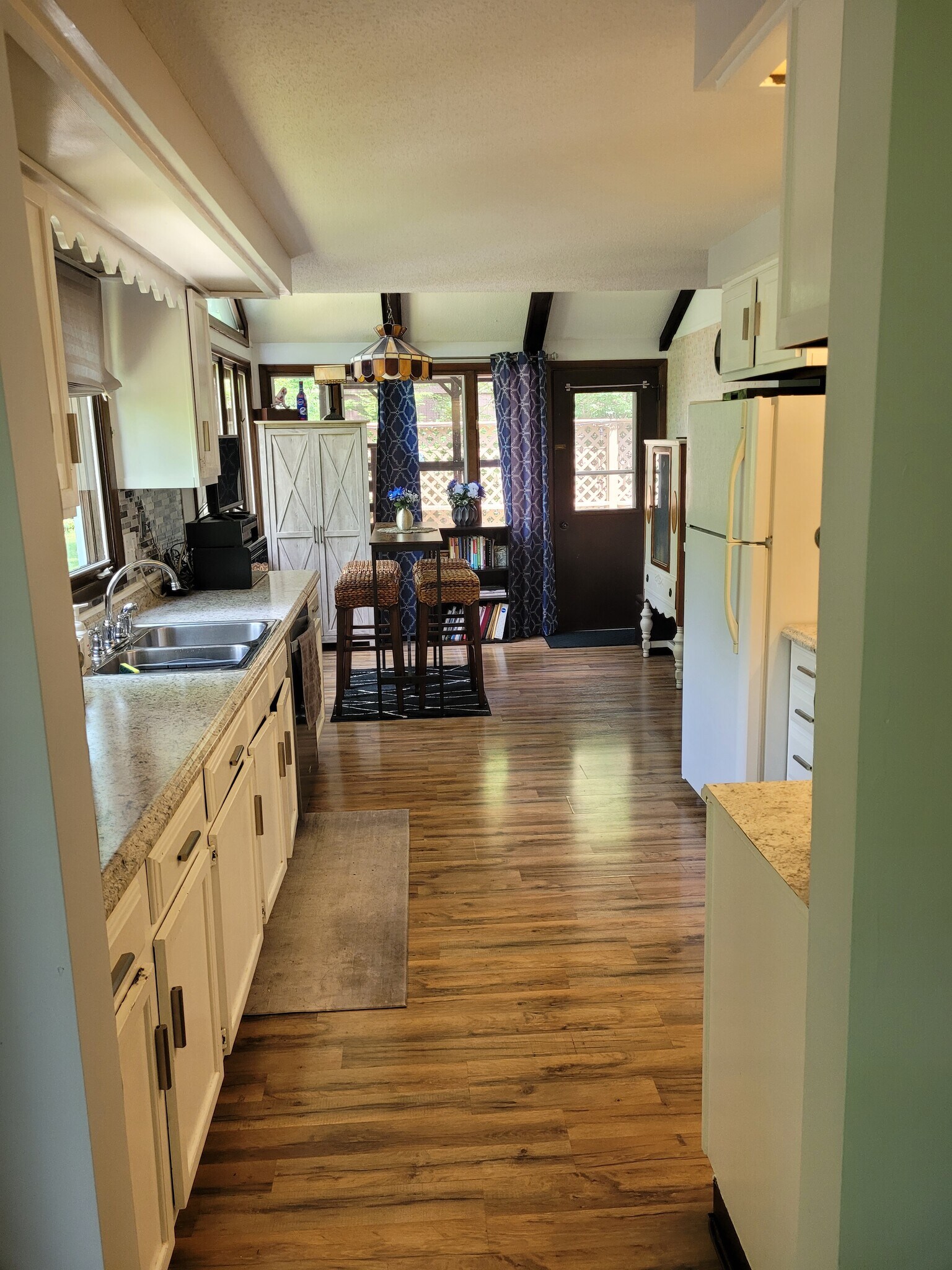 Building Photo - 70 Twilight Ln