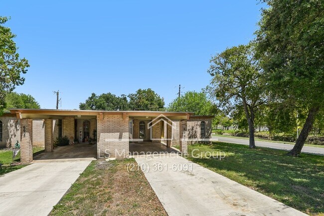 Building Photo - 6603 Cherryleaf St