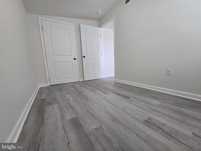 Building Photo - 34 South Main Street