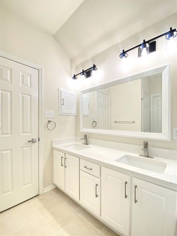 Building Photo - 54 Alderon Woods Pl