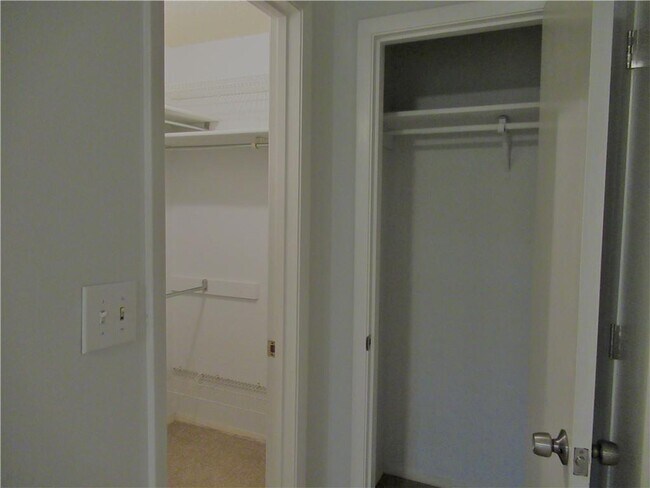 Building Photo - 1503 Wynnes Ridge Cir SE