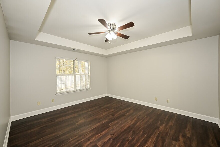 Building Photo - 1009 Nighthawk Ln
