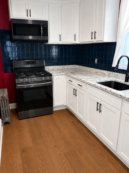 Building Photo - 4505 Hampnett Ave