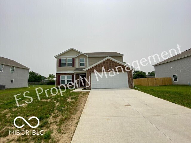 Building Photo - 2913 W Kings Cyn Dr