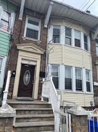 Building Photo - 10-59-59 McBride St