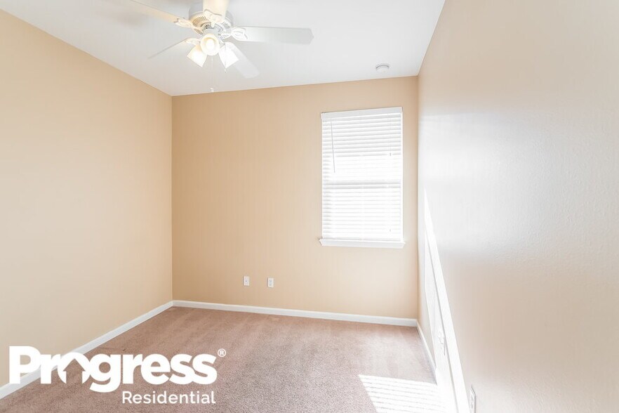 Building Photo - 4092 Ringneck Dr