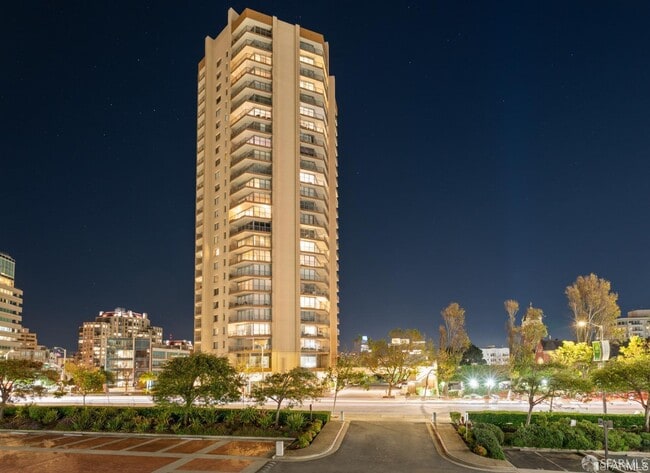 Building Photo - 1200 Gough St