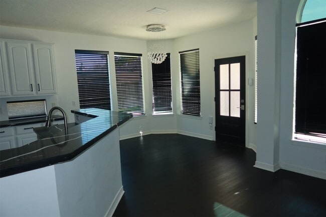 Building Photo - 12211 Summerland Ridge Ln