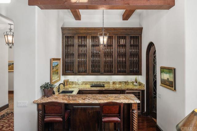 Building Photo - 6870 La Valle Plateada