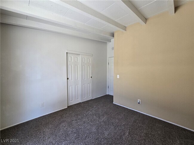 Building Photo - 713 N 18th St