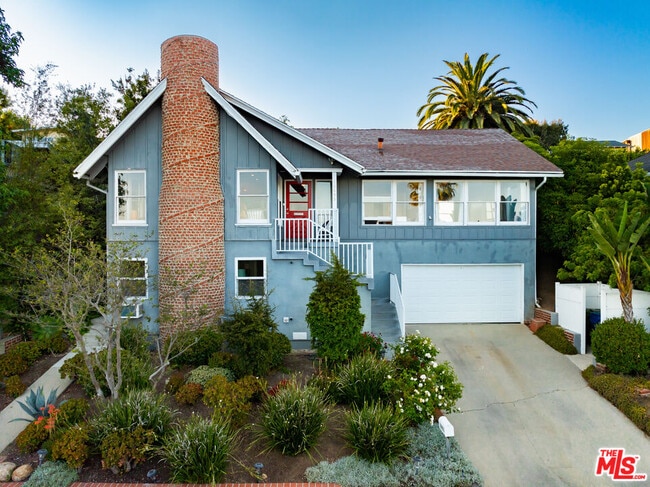 Building Photo - 16655 Marquez Terrace