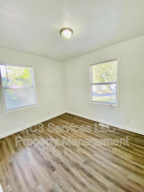 Building Photo - 9303 Stark Ave