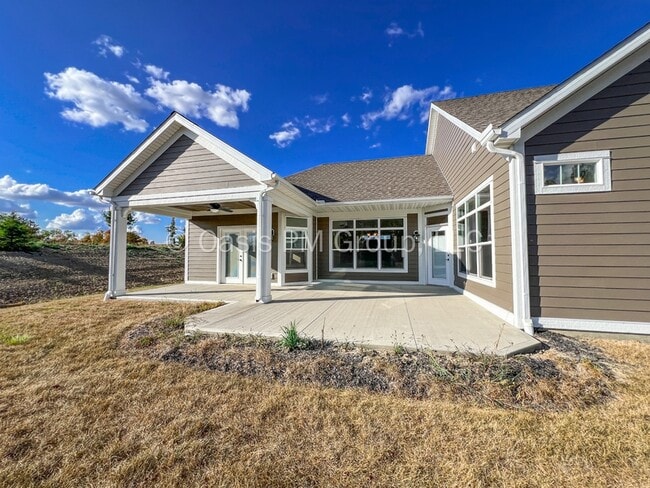 Building Photo - 201 Eisley Ln