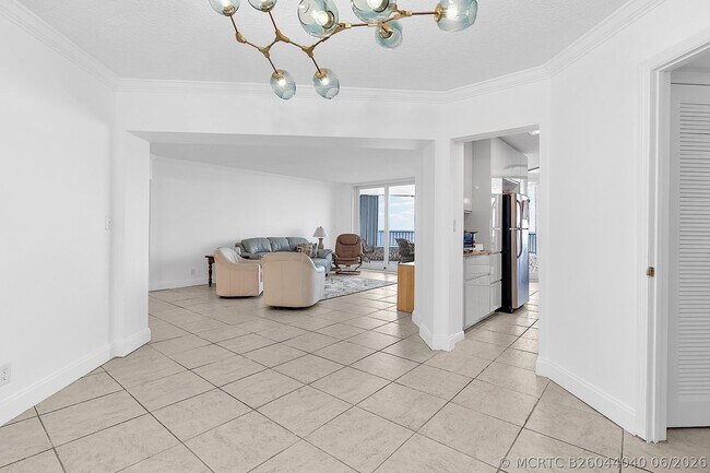 Building Photo - 1340 S Ocean Blvd