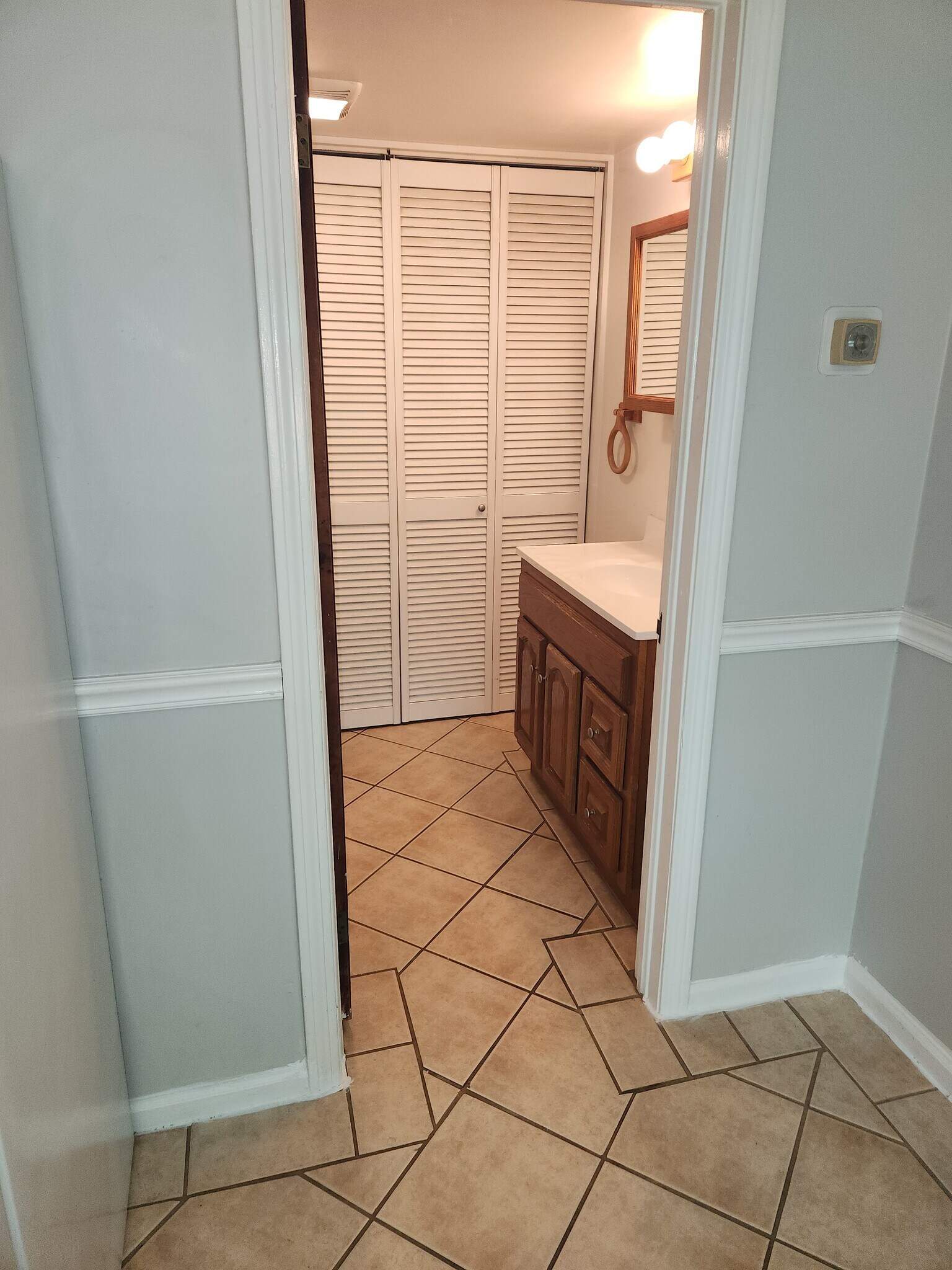 Building Photo - 5365 Van Buren Bay Ct