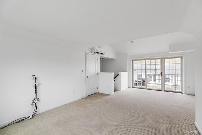 Building Photo - 2769 Ashcombe Dr.