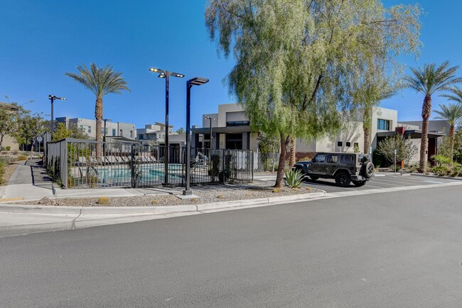 Building Photo - MOUNTAIN VIEW SUMMERLIN CONDO IN GATED COM...