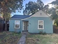 Building Photo - Two Bedroom Home with Huge Yard