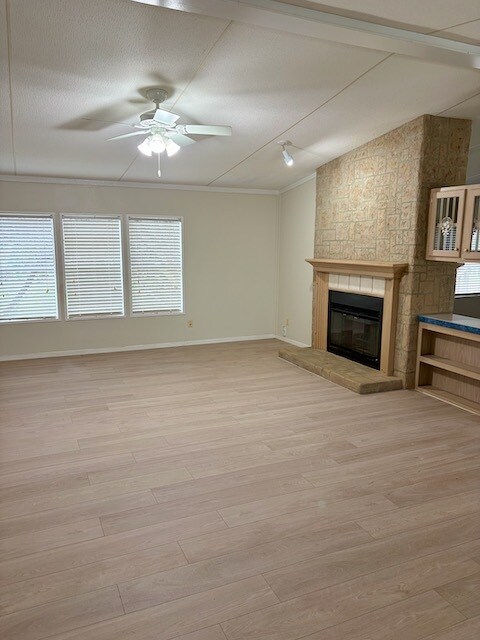 Building Photo - 104 Lonesome Ln