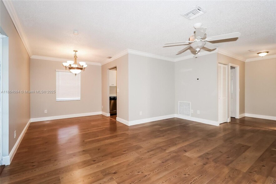 Building Photo - 1105 Sonata Way