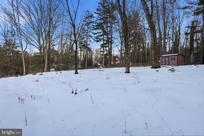 Building Photo - 244 Mathers Rd