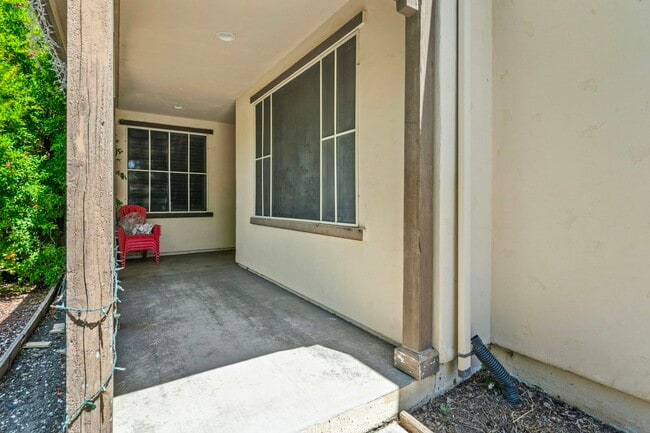 Building Photo - 507 Burk Pl