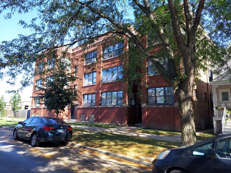 Building Photo - 3823 N Drake Ave