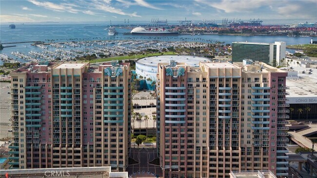 Building Photo - 488 E Ocean Blvd