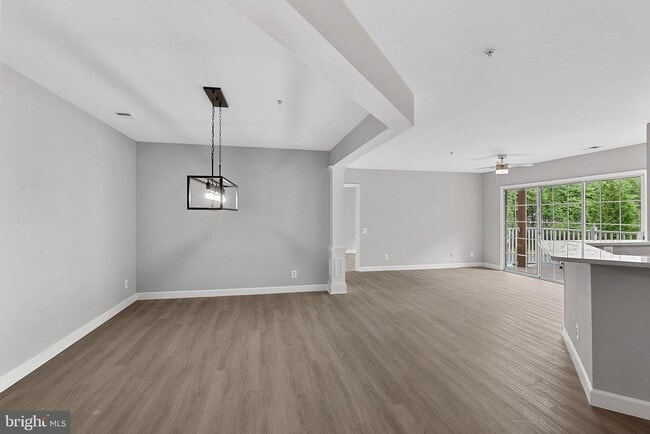 Building Photo - 21850 Locomotive Terrace