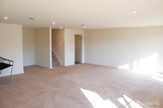 Building Photo - 601 Charleston Dr