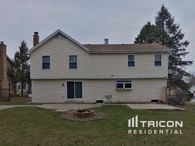 Building Photo - 1401 S Parkview Terrace