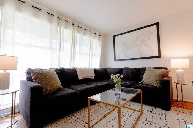 Building Photo - 1404 36th St N