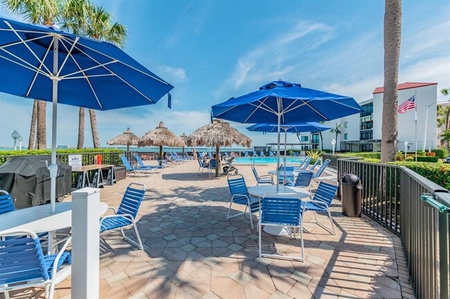 Building Photo - 5532 La Puerta Del Sol Blvd S