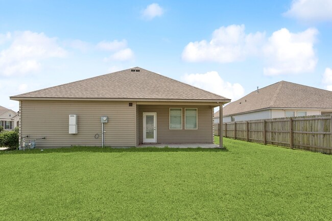 Building Photo - Beautiful Slidell home!