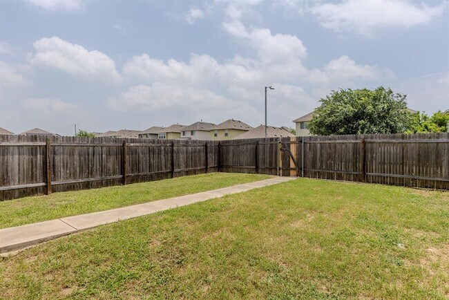 Building Photo - 4607 Graceful Ln