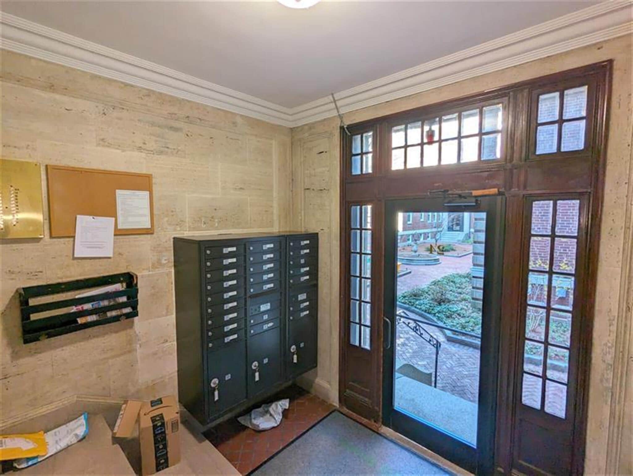 Building Photo - 7 Chauncy St