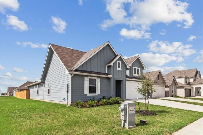 Building Photo - 605 Jane Long Dr