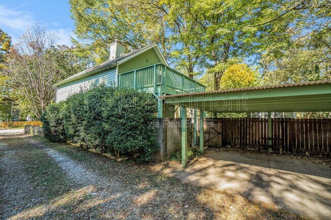 Building Photo - 388 Oakland Ave SE