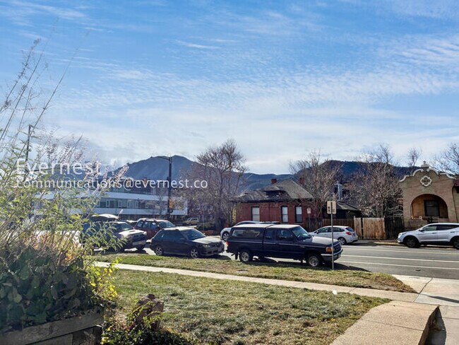 Building Photo - 1812 17th St