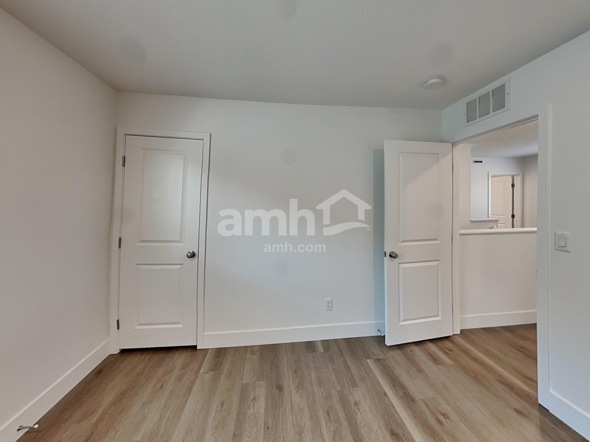 Building Photo - 7919 Banquero Ct