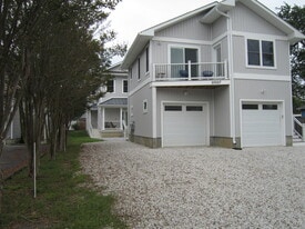 Building Photo - 20527 Washington St