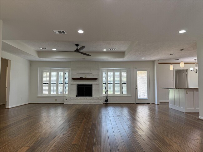 Building Photo - 5007 Shady Nook Ct