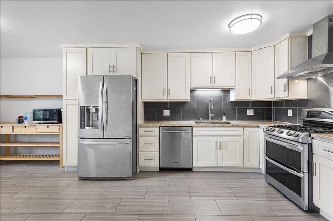 Building Photo - 1141 Verdemar Dr