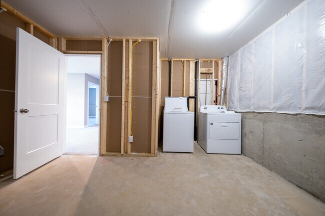 Building Photo - 1121 Dorothy Ln