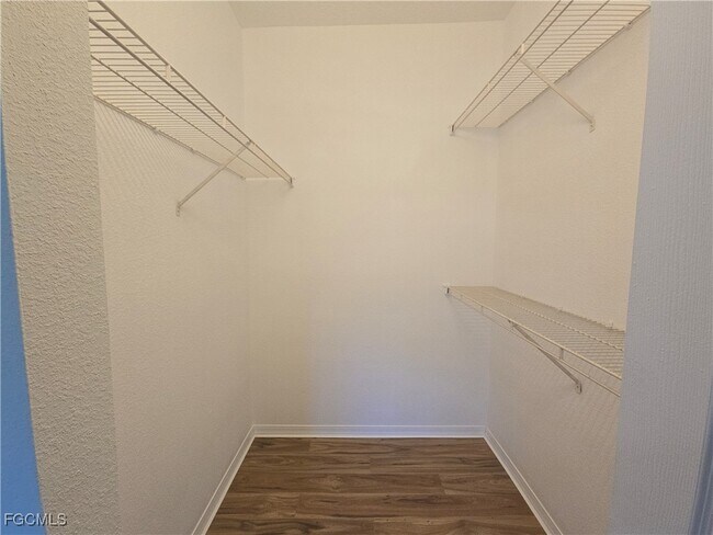 Building Photo - 11500 Villa Grand