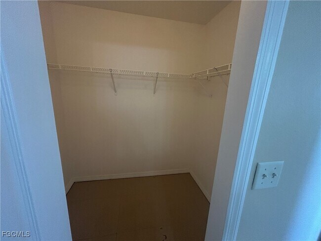 Building Photo - 3516 SW 15th Pl