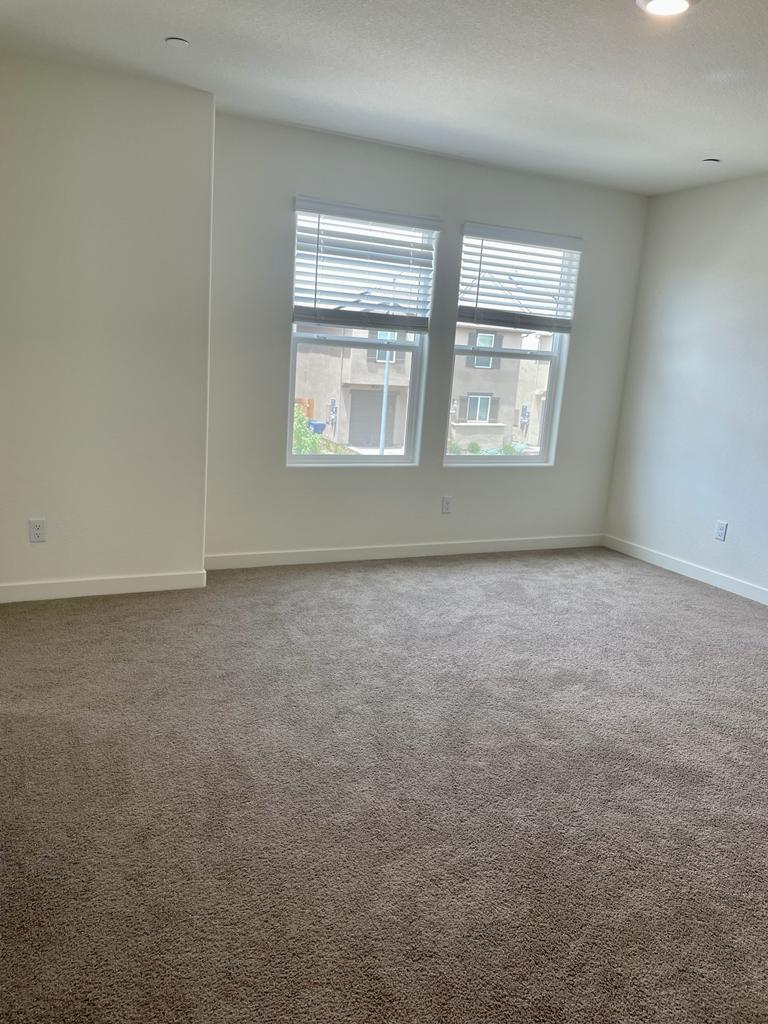 Master bedroom - 368 Shafer Ave